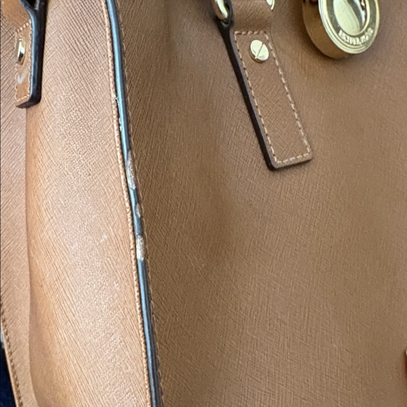 Michael Kors Hamilton Large Satchel - Picture 3 of 5